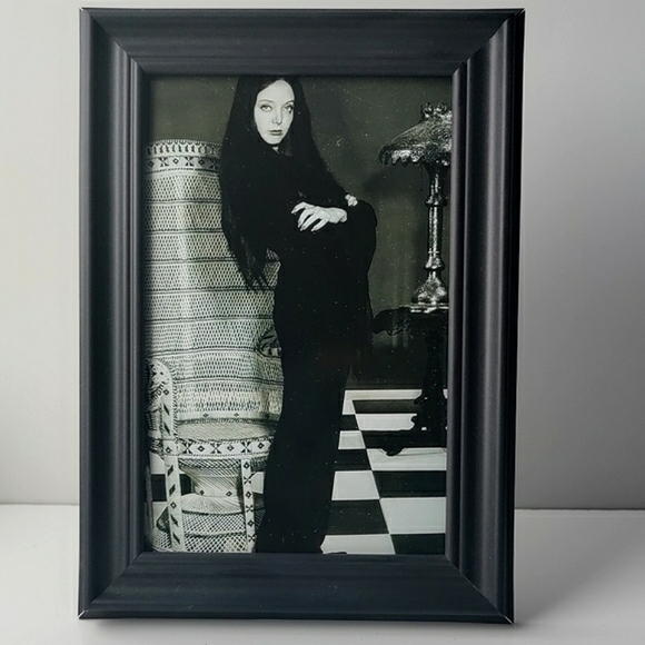 Addams Family Morticia Vintage Original Gothic Punk Rock Goth Emo Antique Oddity - Picture 5 of 9